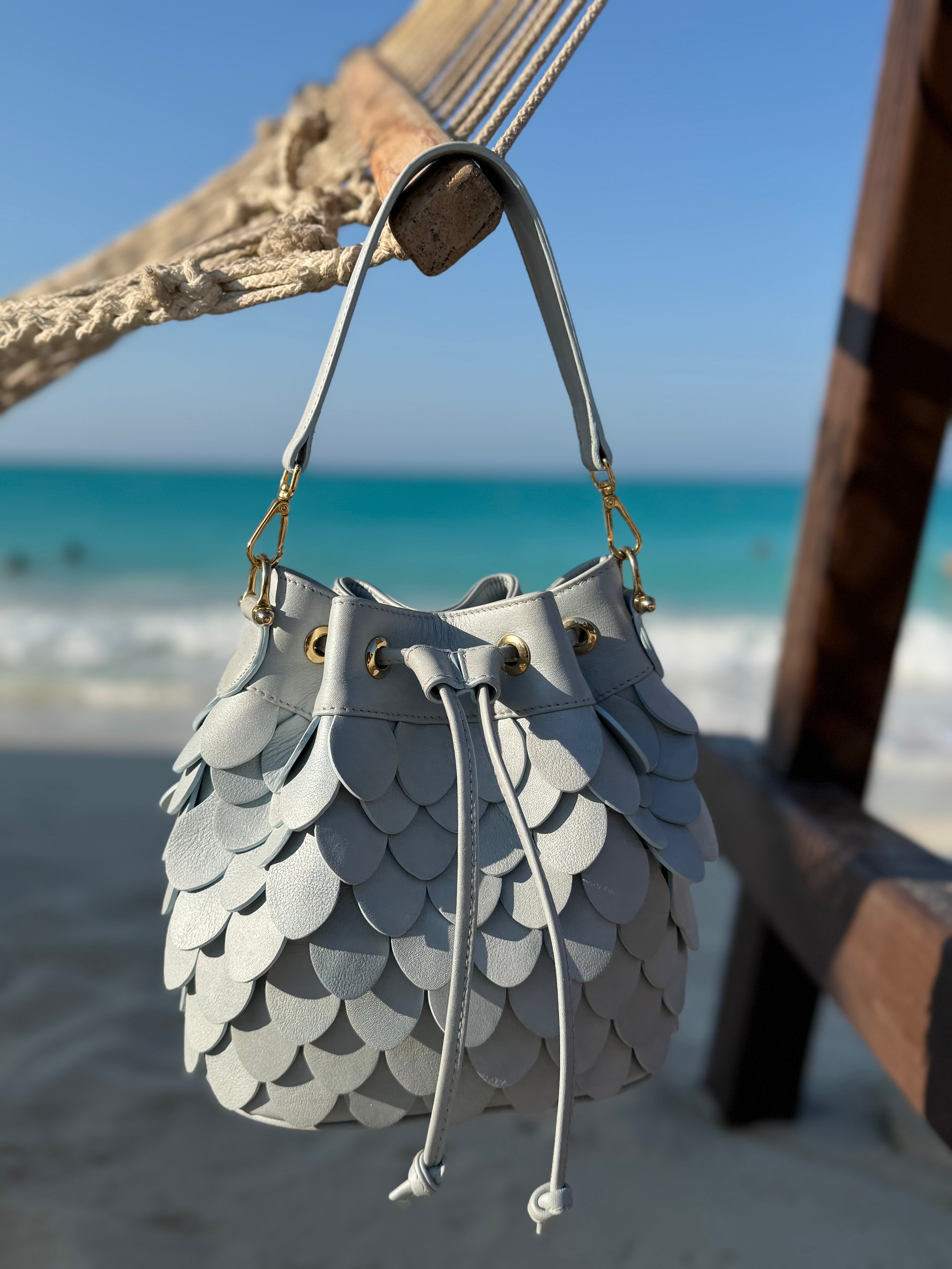 Meraki bucket bag