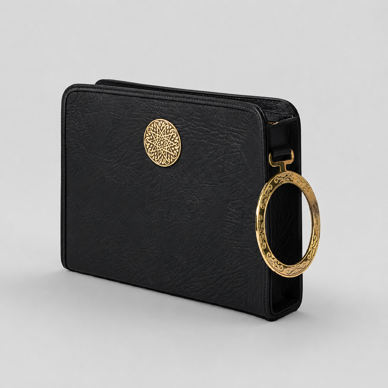 Rounded Bracelet Clutch