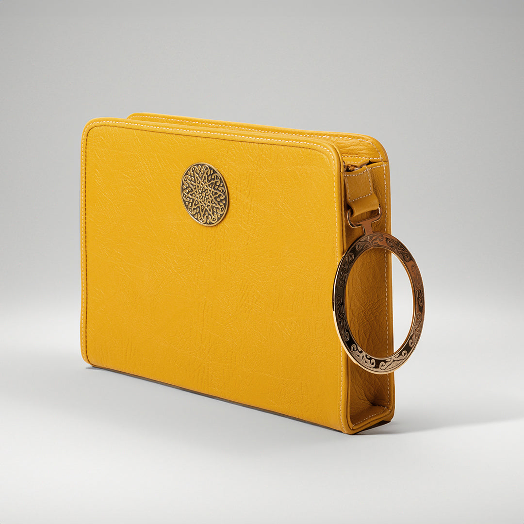 Rounded Bracelet Clutch